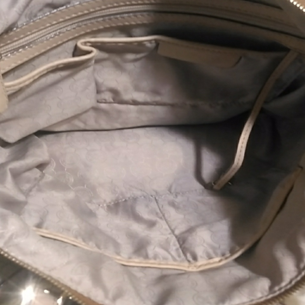 Purse - Picture 3 of 4